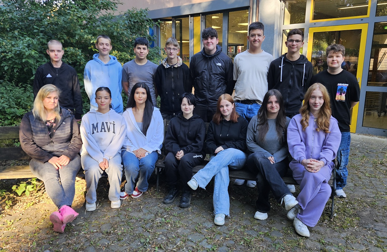 Die Klasse H9c mit Frau Schneider